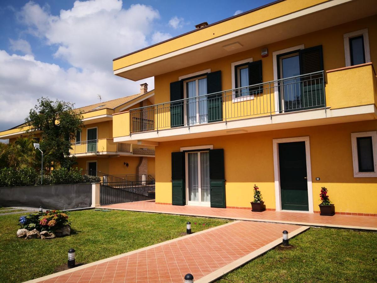 Scm House Hotel Mascali Exterior photo